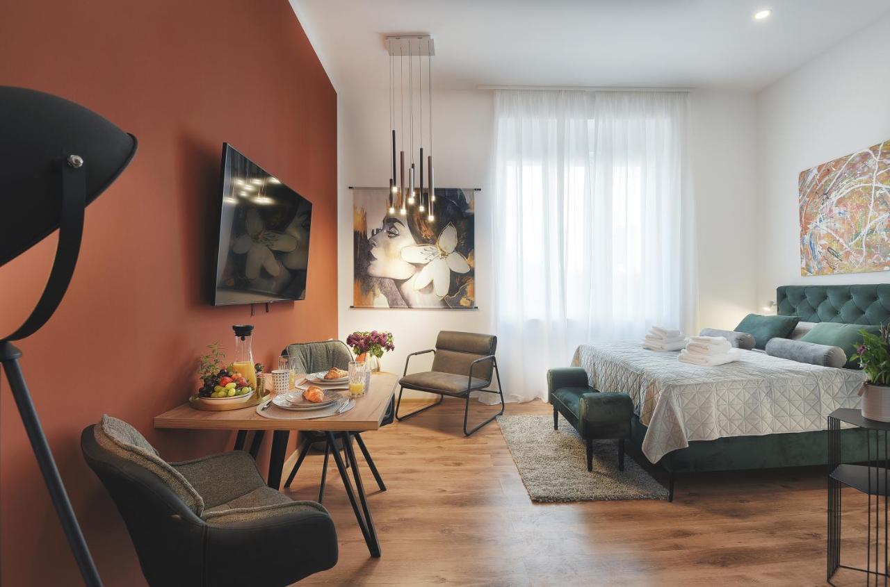 Emi Luxury Apartments Pula Exterior photo