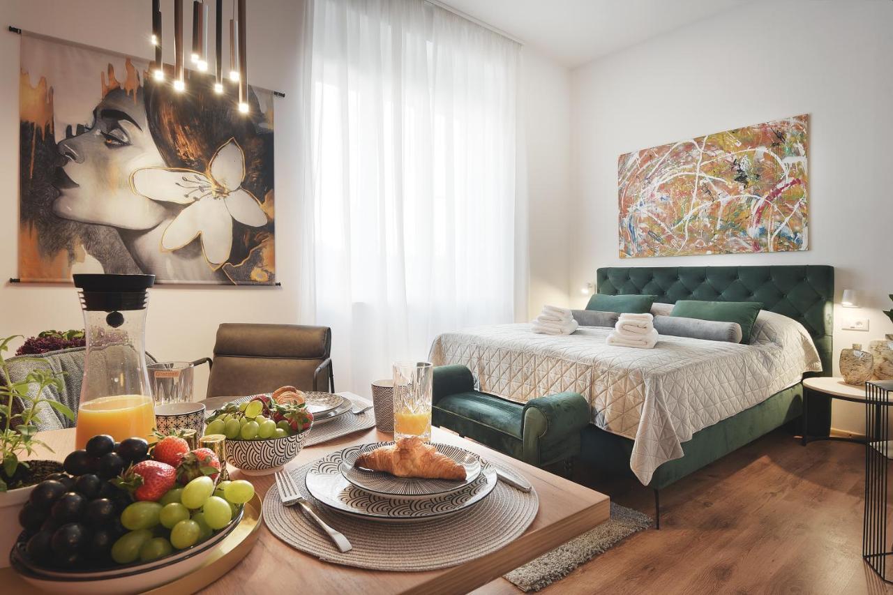 Emi Luxury Apartments Pula Exterior photo